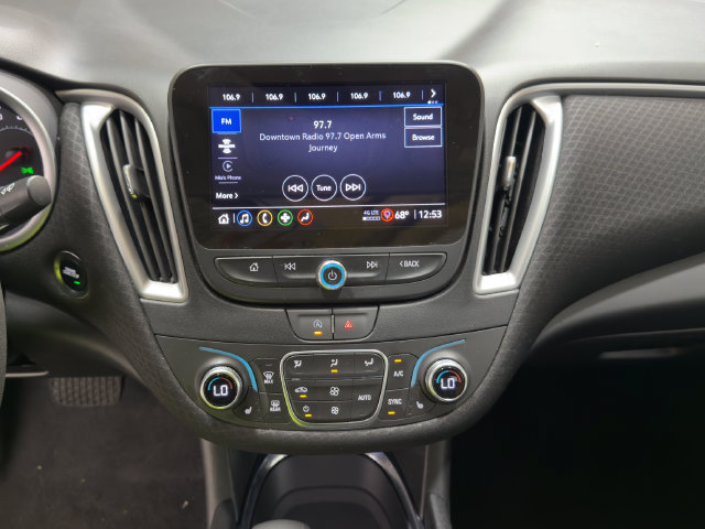 Used 2025 Chevrolet Malibu LT FWD image 8