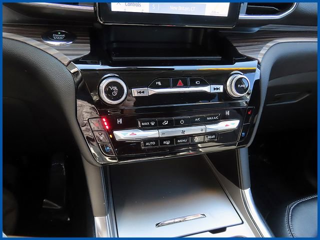 Used 2021 Ford Explorer Limited w/ Hybrid Equipment Group 310A image 17