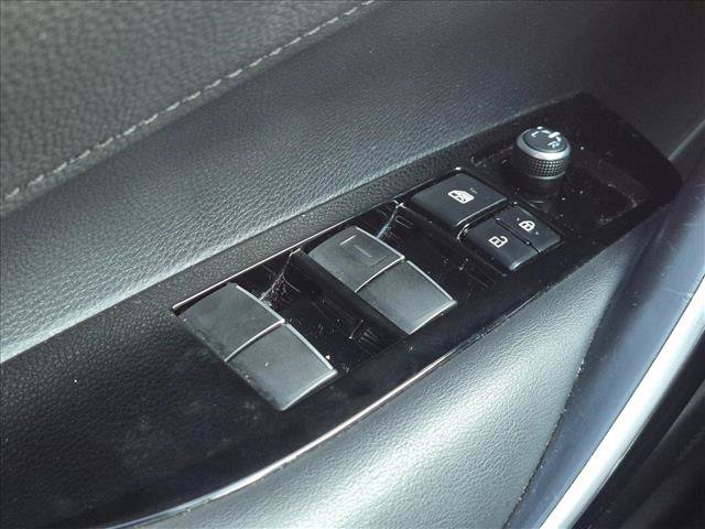 Certified 2020 Toyota Corolla XSE FWD image 12