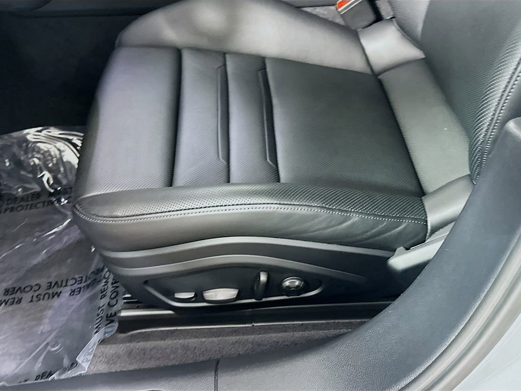 Certified 2023 Porsche Panamera 4 image 22