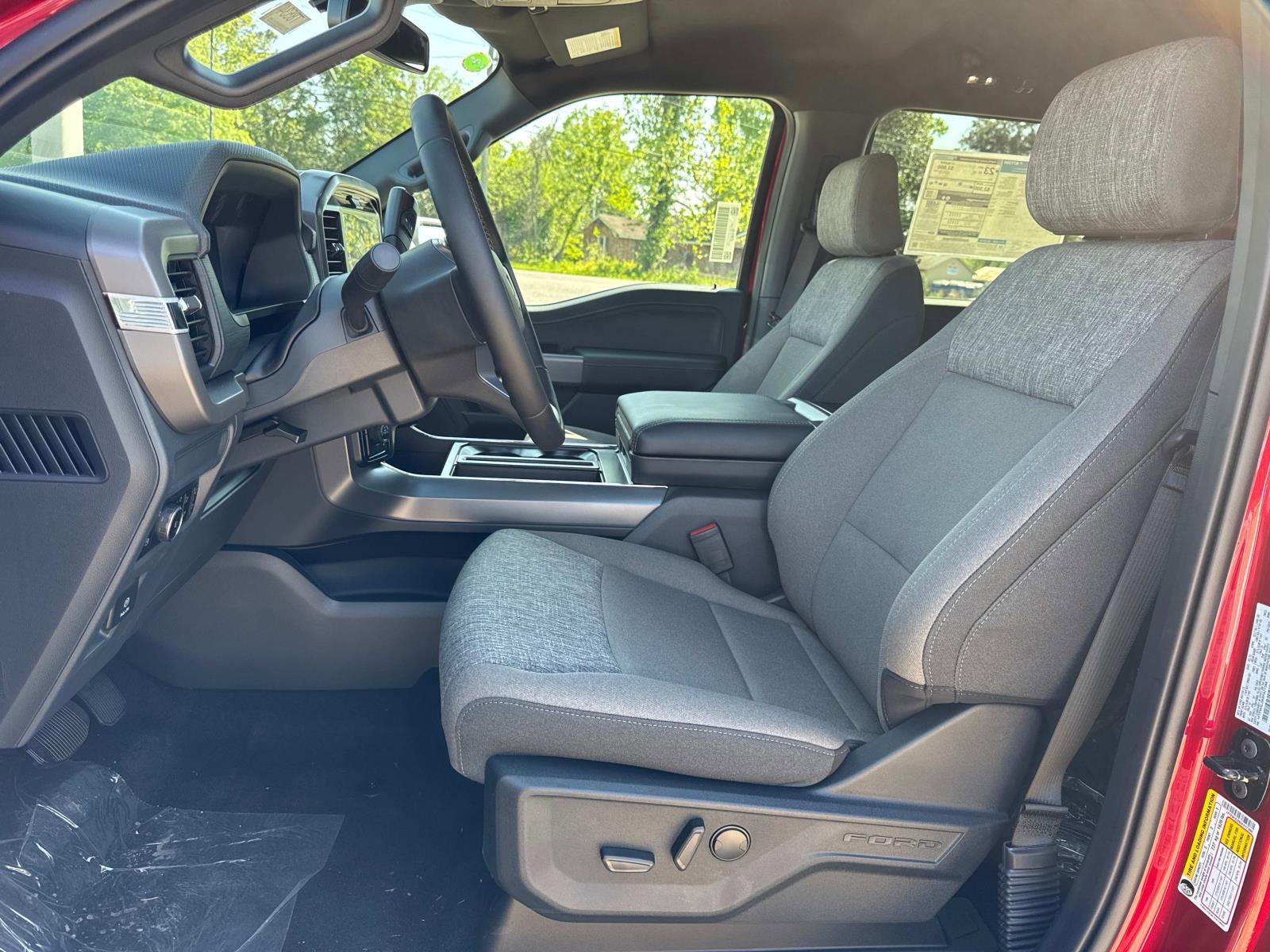 New 2025 Ford F150 XLT w/ Equipment Group 302A MID image 8