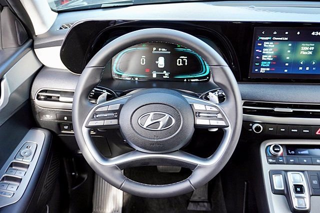 Used 2025 Hyundai Palisade SEL image 21
