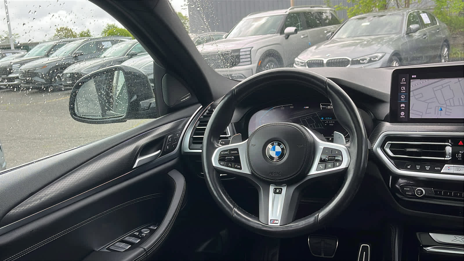 Used 2024 BMW X4 xDrive30i w/ Premium Package AWD/4WD image 23
