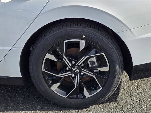 New 2025 Hyundai Sonata SEL image 9
