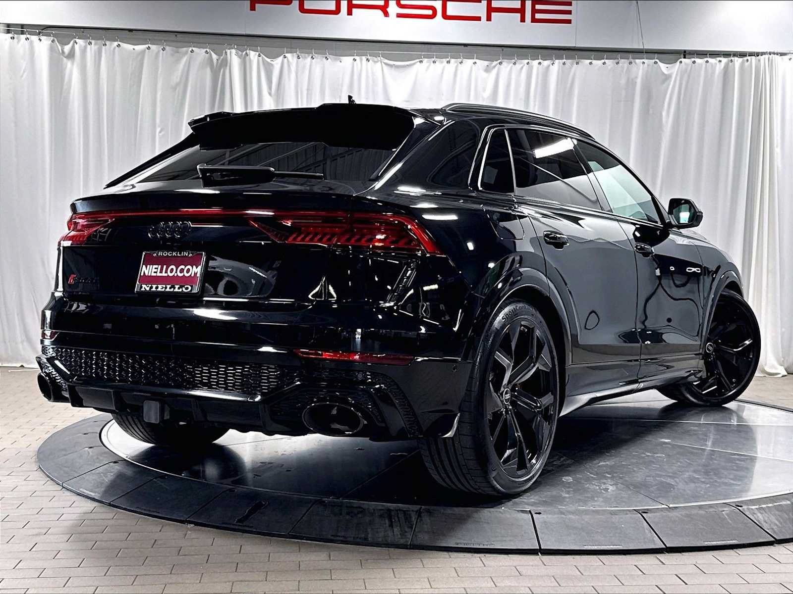 Used 2022 Audi RS Q8 AWD/4WD image 9
