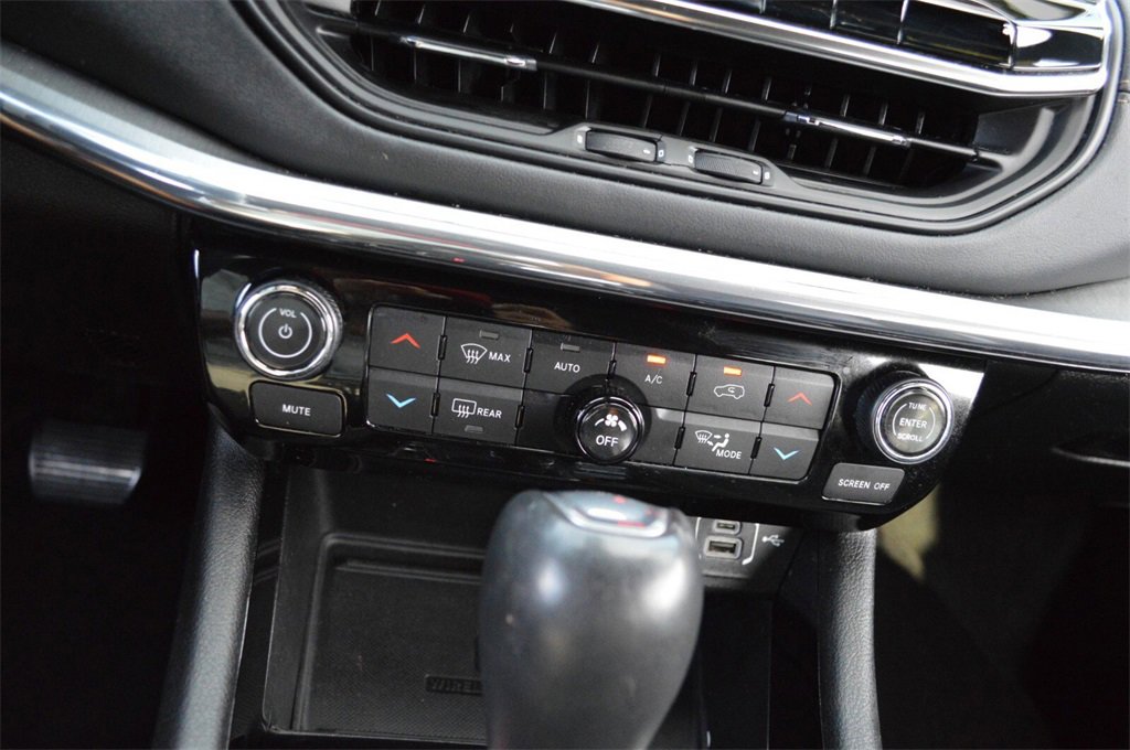 Used 2022 Jeep Compass Limited w/ (RED) Package image 22