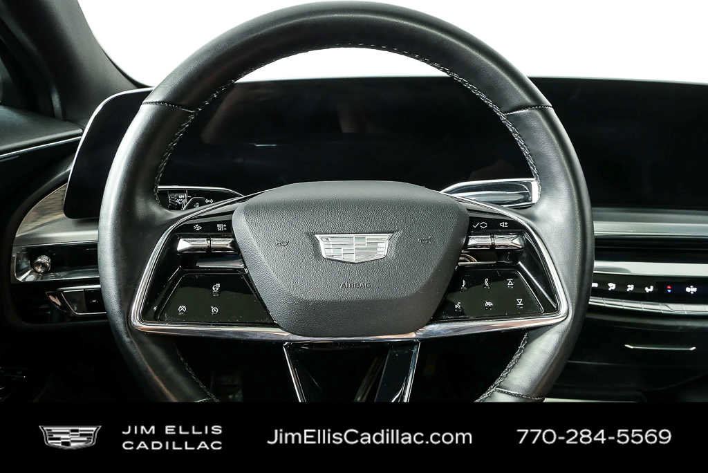 Used 2024 Cadillac Lyriq Sport AWD/4WD image 9