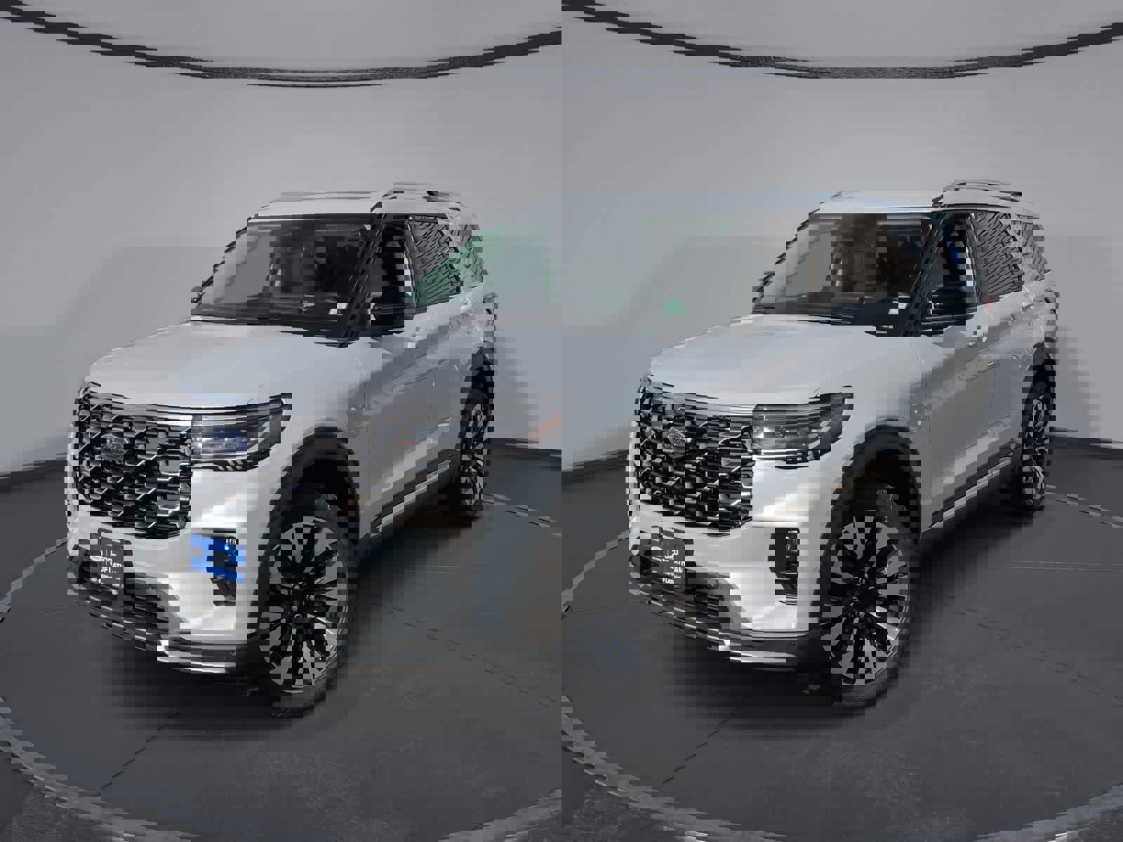 Used 2026 Ford Explorer Platinum w/ LUX Leather Package image 1