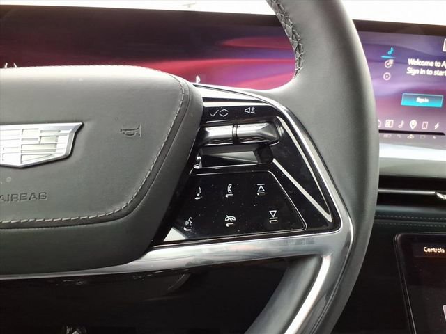 Certified 2025 Cadillac Escalade IQ Luxury 2 w/ LPO, Radiant Package image 35
