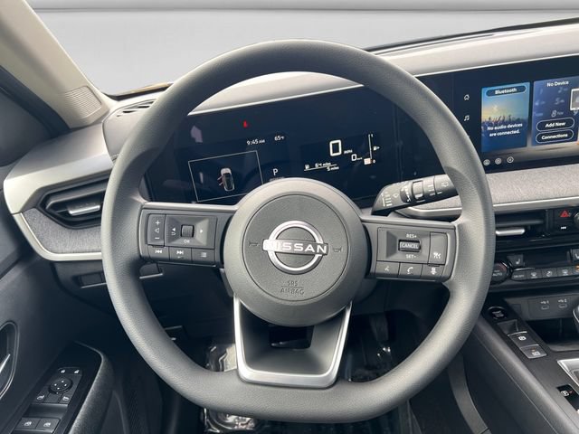 New 2026 Nissan Kicks SV w/ SV Premium Package AWD/4WD image 13