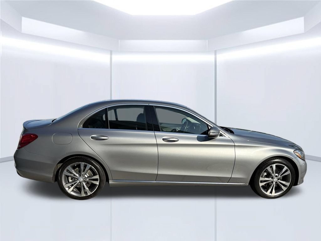 Used 2016 Mercedes-Benz C 300 Sedan image 7
