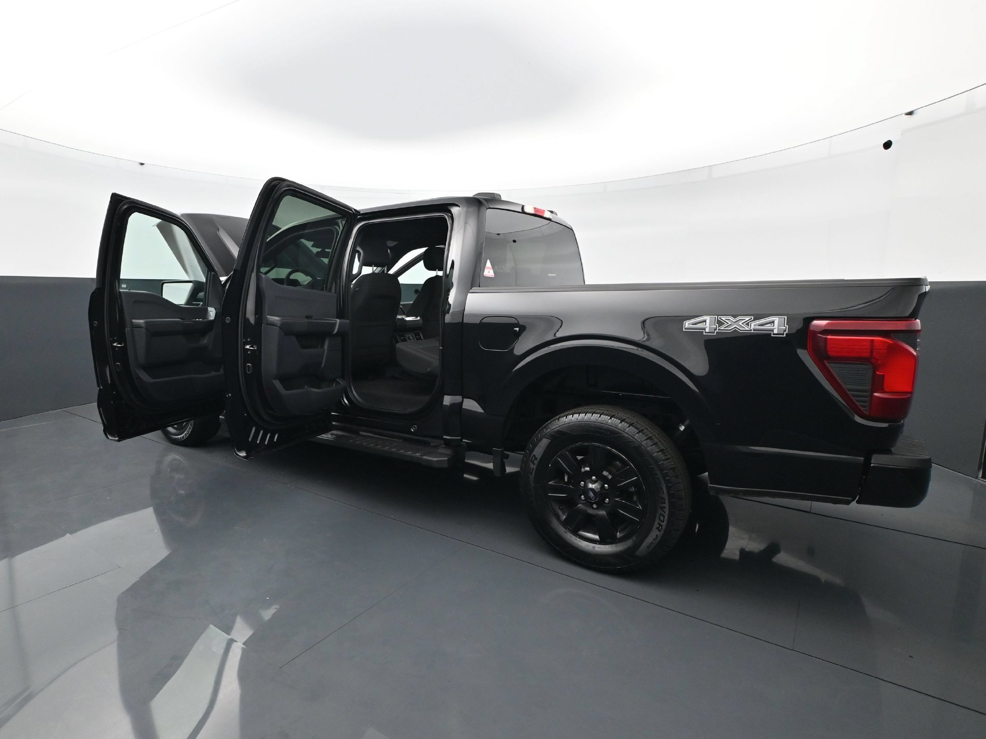 Used 2025 Ford F150 STX w/ STX Black Appearance Package AWD/4WD image 29