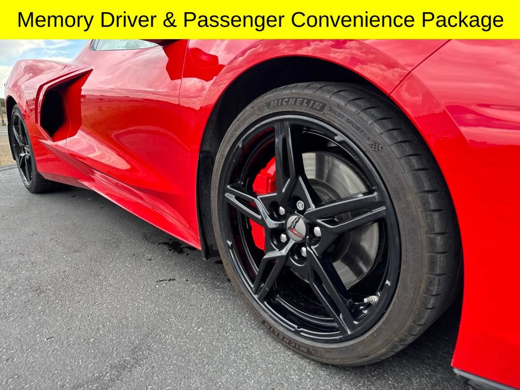 Used 2020 Chevrolet Corvette Stingray Preferred Cpe w/ 2LT Preferred Equipment Group RWD image 9