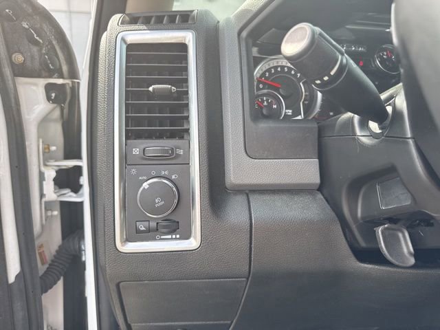 Used 2019 RAM 1500 Big Horn AWD/4WD image 25