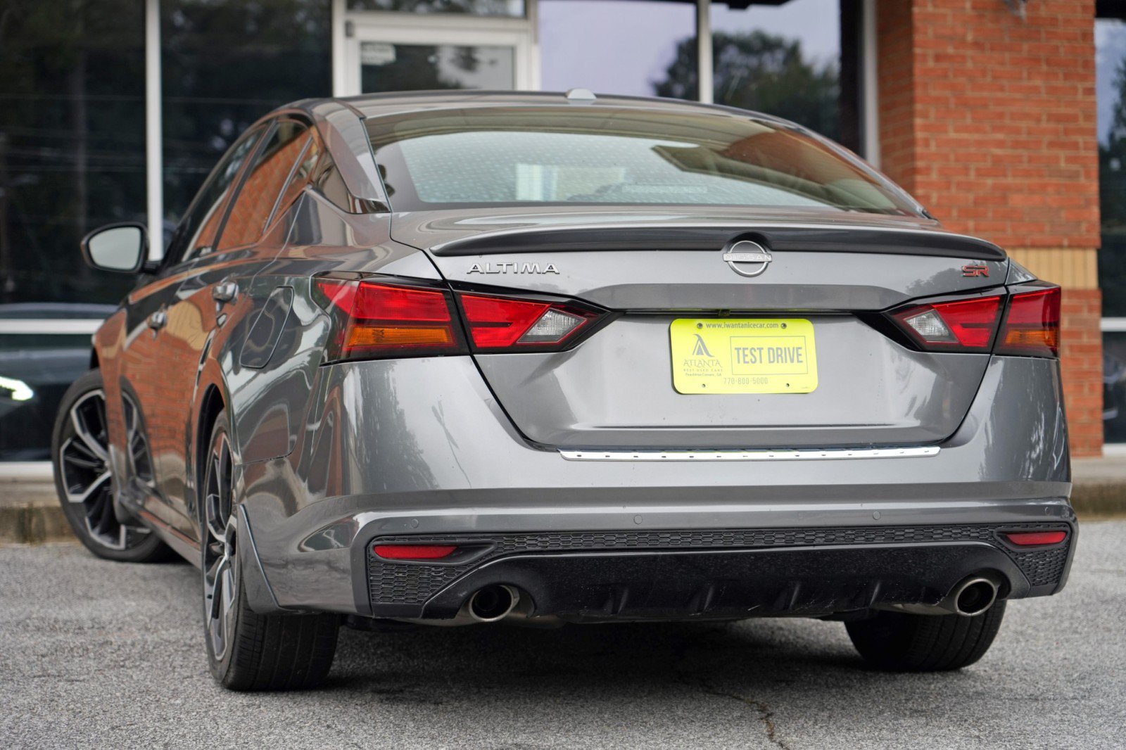 Used 2023 Nissan Altima 2.5 SR w/ SR Premium Package FWD image 5