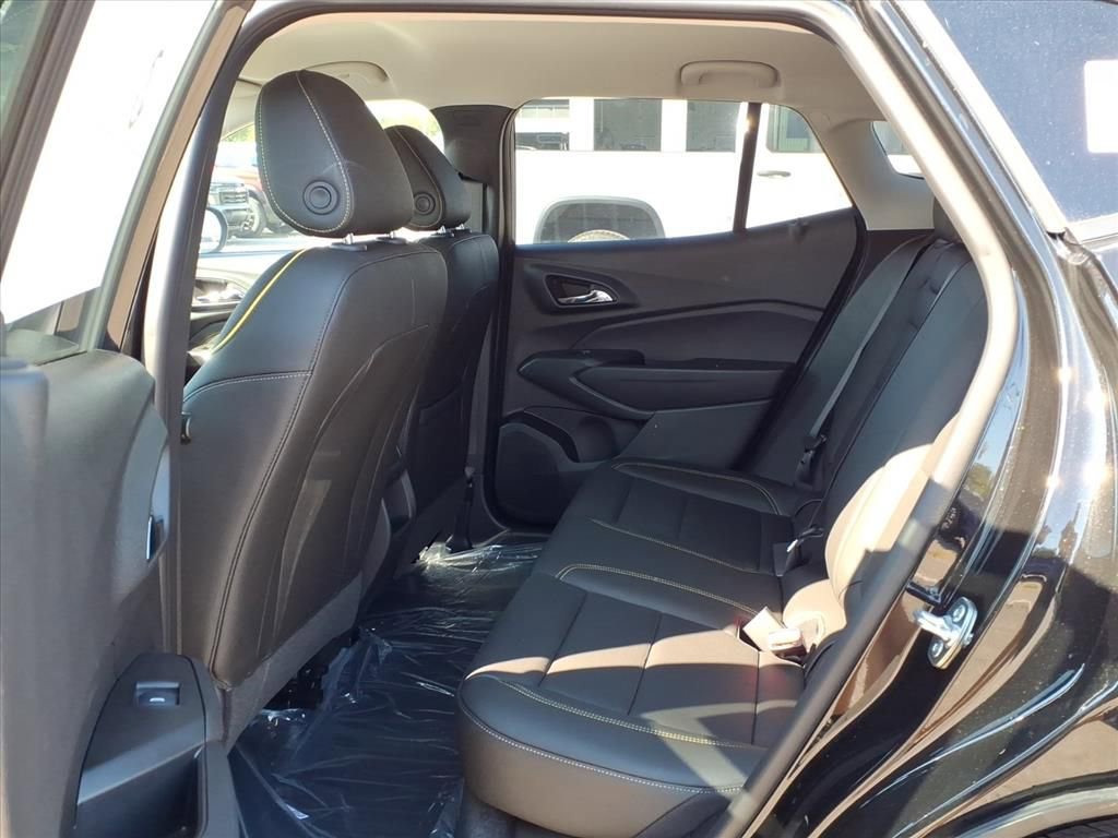 New 2025 Chevrolet Trax ACTIV w/ Driver Confidence Package image 9