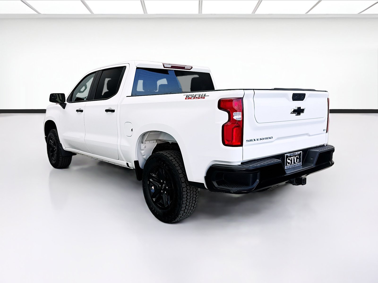 Used 2022 Chevrolet Silverado 1500 LT Trail Boss AWD/4WD image 6