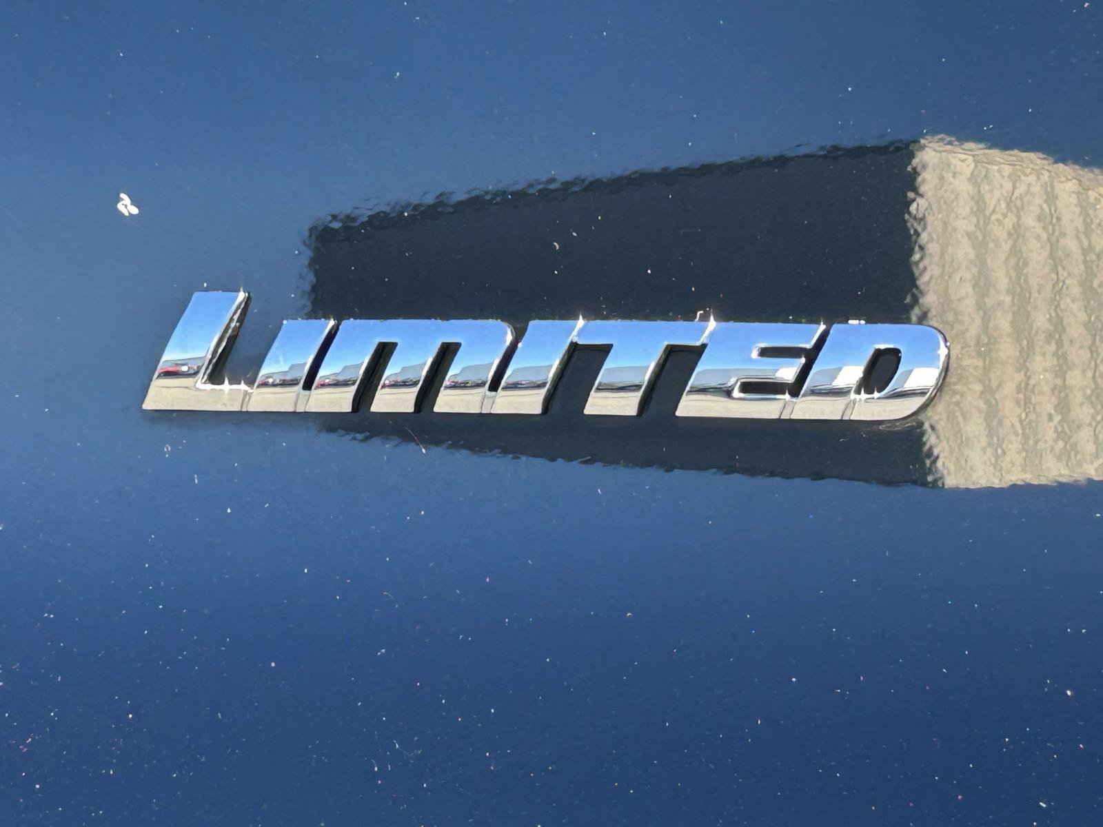 Used 2015 Toyota 4Runner Limited AWD/4WD image 13