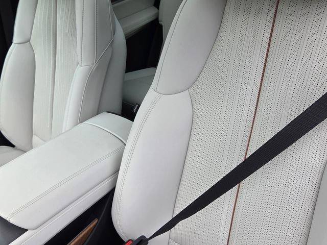 New 2026 Cadillac Vistiq Sport AWD/4WD image 15