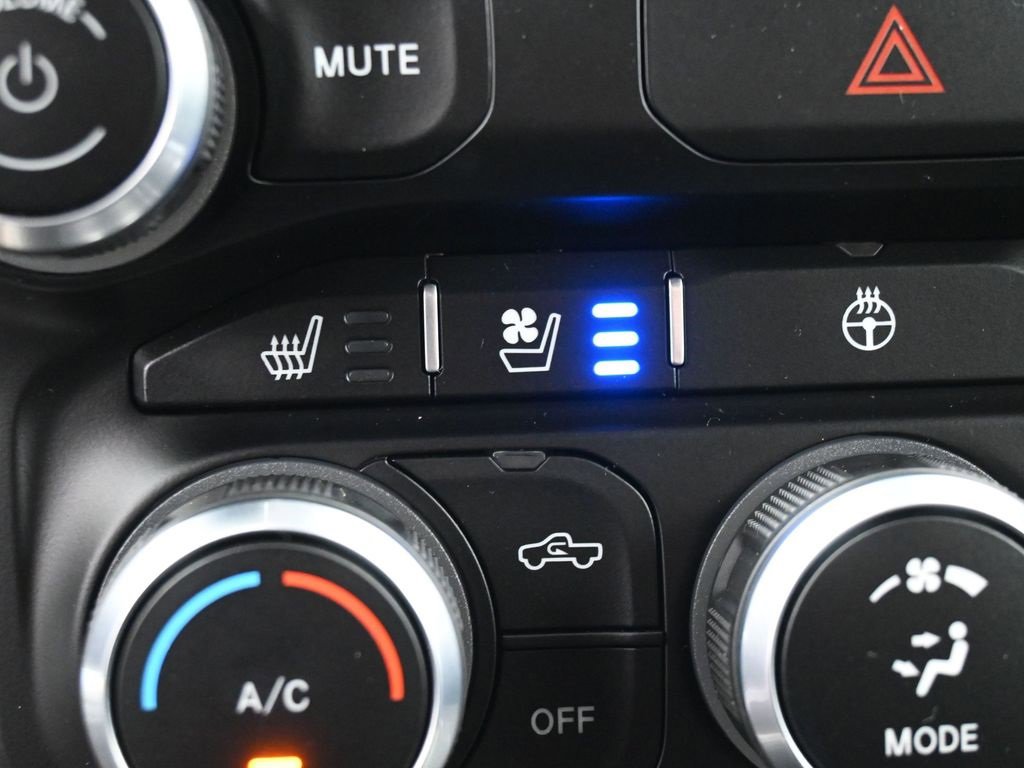 Used 2022 RAM 1500 Laramie image 17