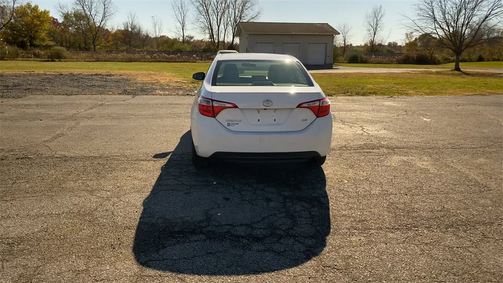 Used 2014 Toyota Corolla LE image 8