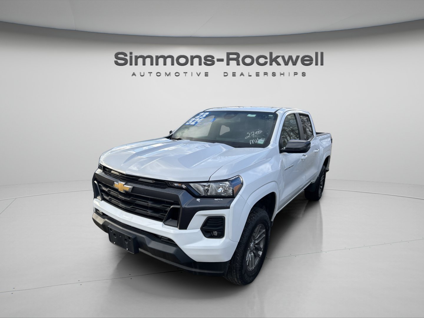 Used 2023 Chevrolet Colorado LT w/ LT Convenience Package II AWD/4WD image 7
