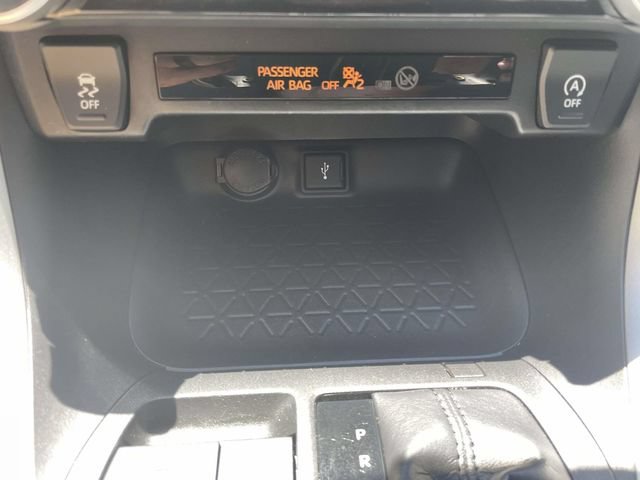 Used 2021 Toyota RAV4 XLE FWD image 31