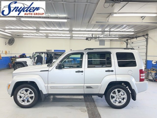 Used 2012 Jeep Liberty Sport image 1