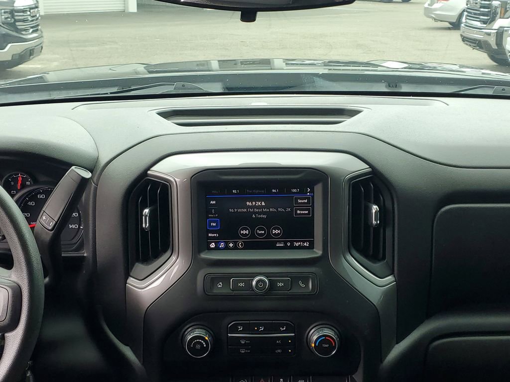 Used 2020 Chevrolet Silverado 1500 Custom w/ Custom Value Package image 15