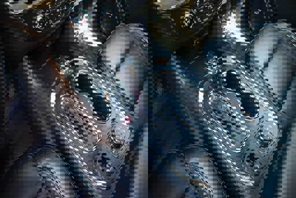 Used 2020 Chevrolet Traverse RS w/ LPO, Cargo Package image 20