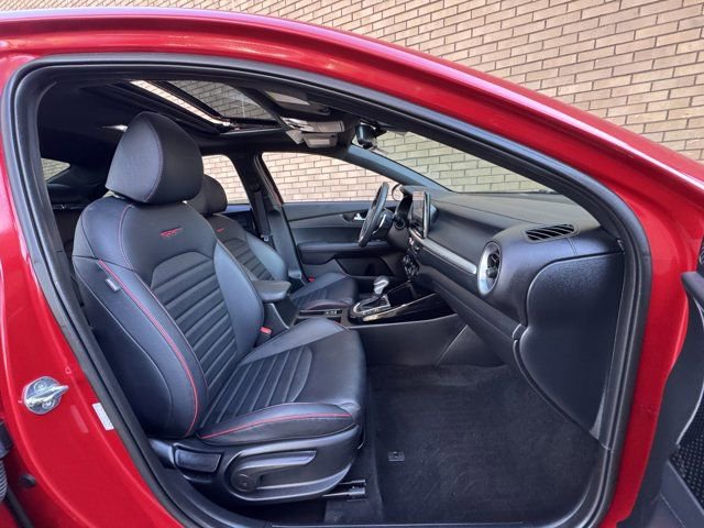 Used 2023 Kia Forte GT w/ GT2 Package image 9