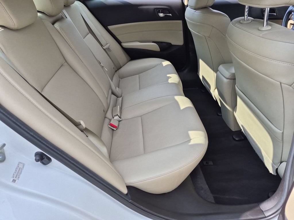 Used 2016 Acura ILX FWD image 18