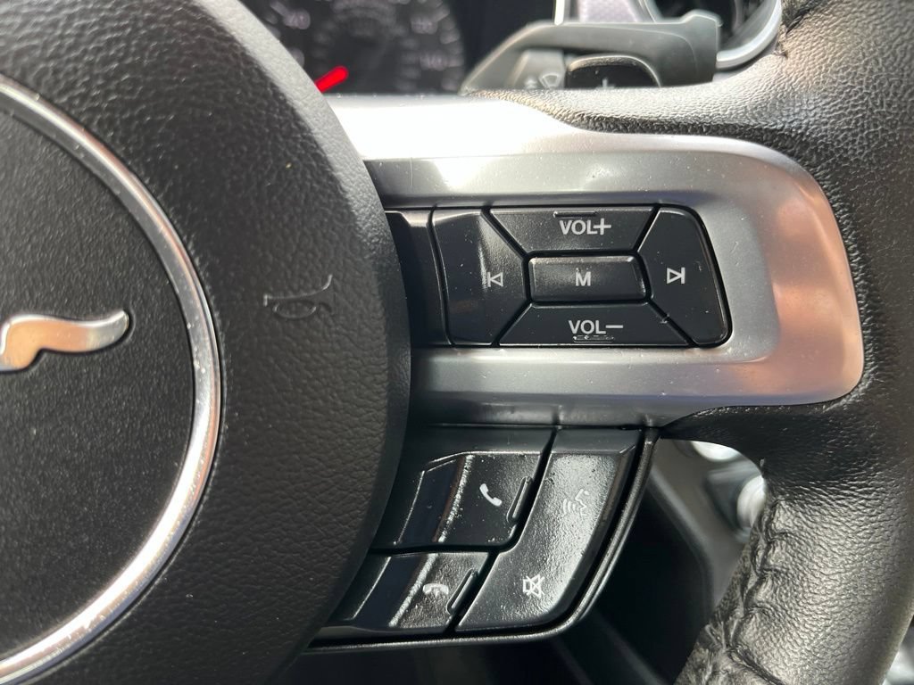 Used 2017 Ford Mustang Coupe RWD image 17