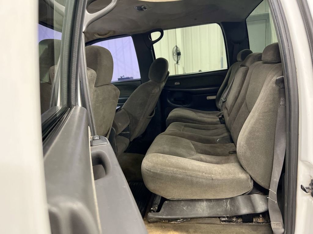 Used 2003 Chevrolet Silverado 2500 LS AWD/4WD image 20