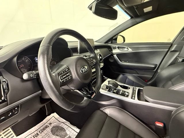 Used 2018 Kia Stinger GT2 AWD/4WD image 6