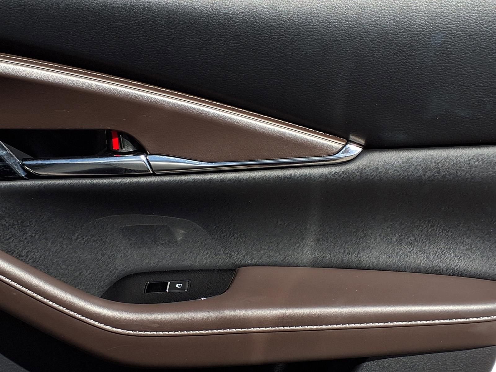 Certified 2025 MAZDA CX-30 2.5 Turbo w/ Premium Plus Pkg image 27