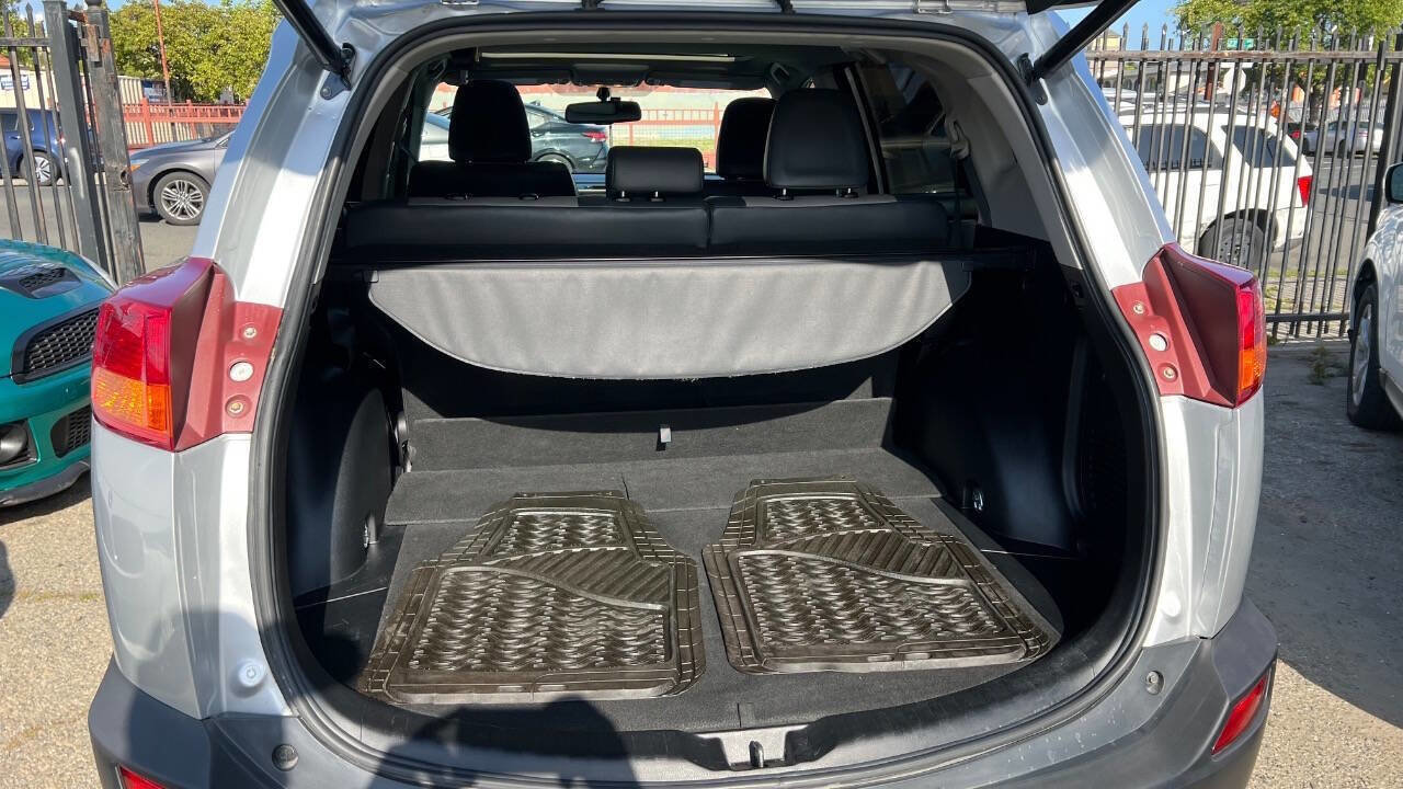 Used 2015 Toyota RAV4 Limited FWD image 27