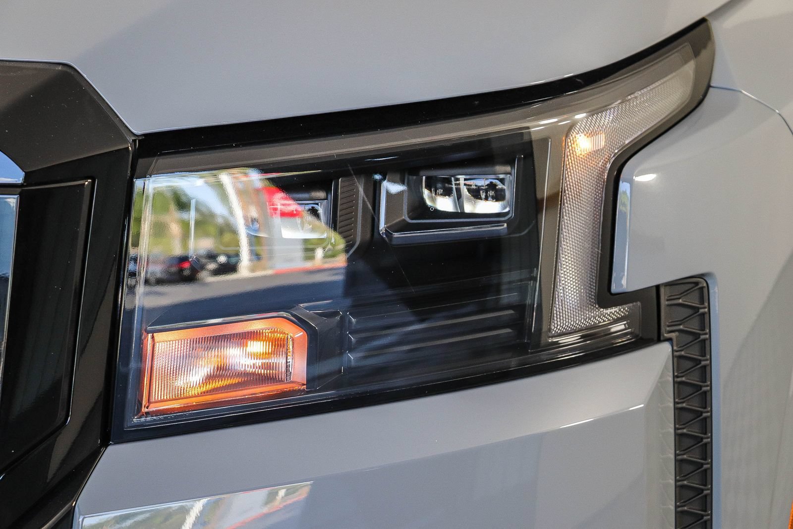 New 2027 Nissan Frontier SV w/ Tow Package RWD image 4