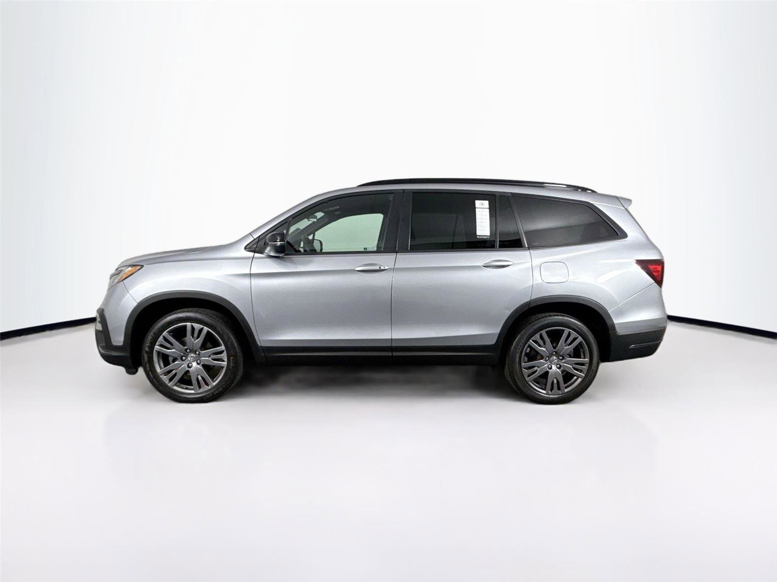 Used 2022 Honda Pilot Sport image 13