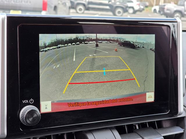 Used 2025 Toyota RAV4 LE image 31