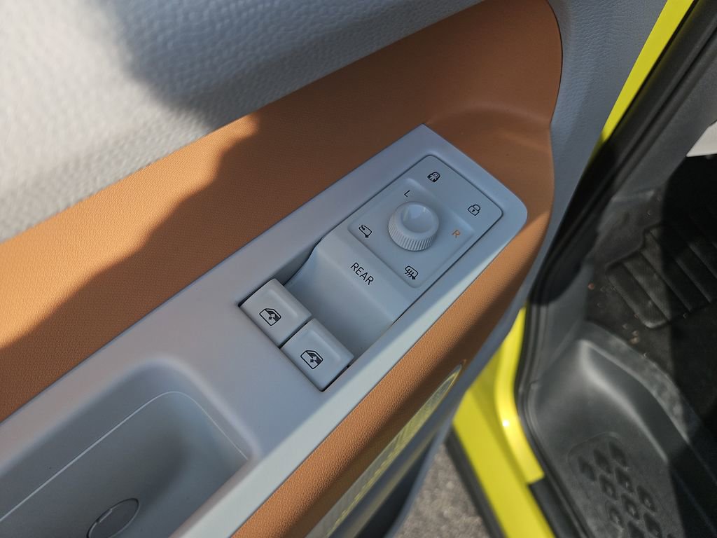 New 2025 Volkswagen ID. Buzz Pro S Plus image 11