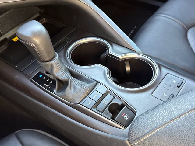 Used 2024 Toyota Camry XSE FWD image 25