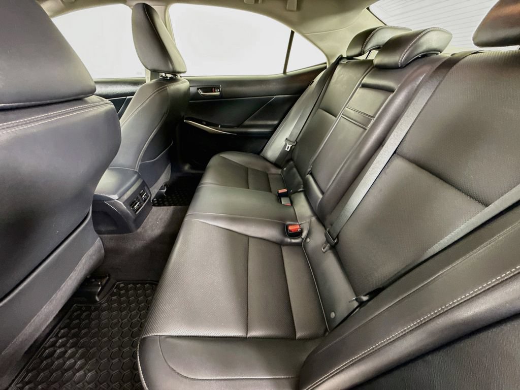 Used 2017 Lexus IS 300 AWD image 28