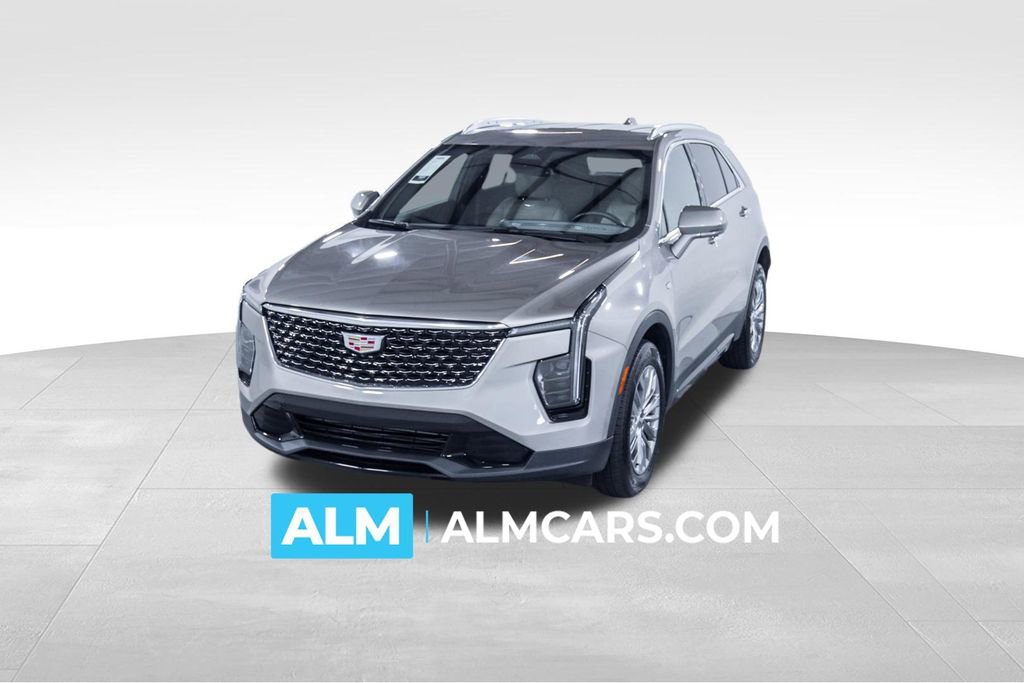 Used 2025 Cadillac XT4 Premium Luxury FWD image 1