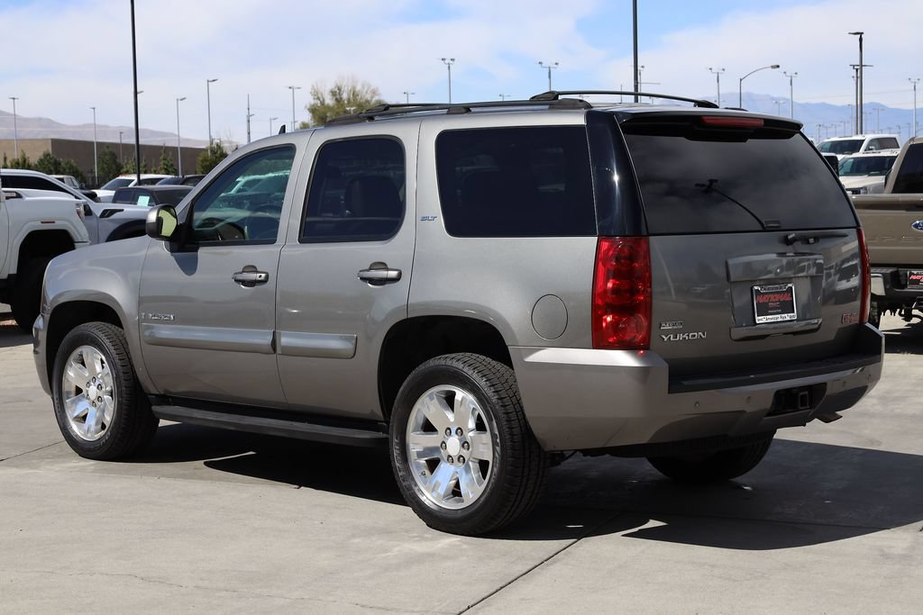 Used 2007 GMC Yukon SLT w/ SLT Preferred Equipment Group AWD/4WD image 4