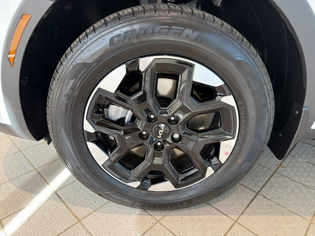 New 2026 Kia Sorento S image 9