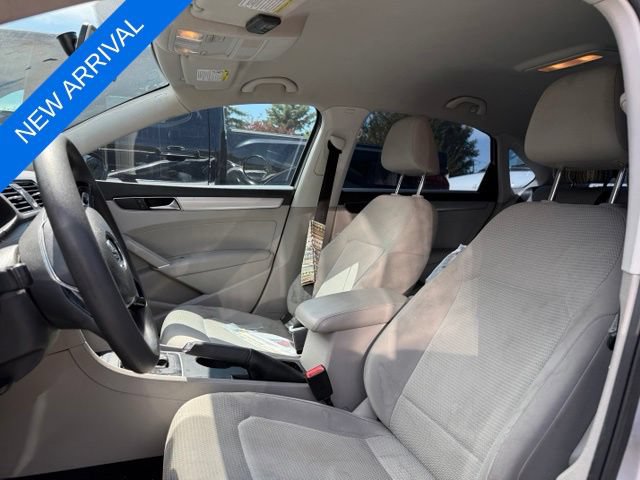 Used 2017 Volkswagen Passat 1.8T S FWD image 8
