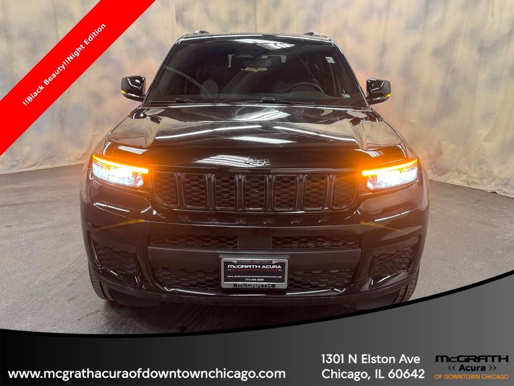 Used 2023 Jeep Grand Cherokee L Laredo image 5