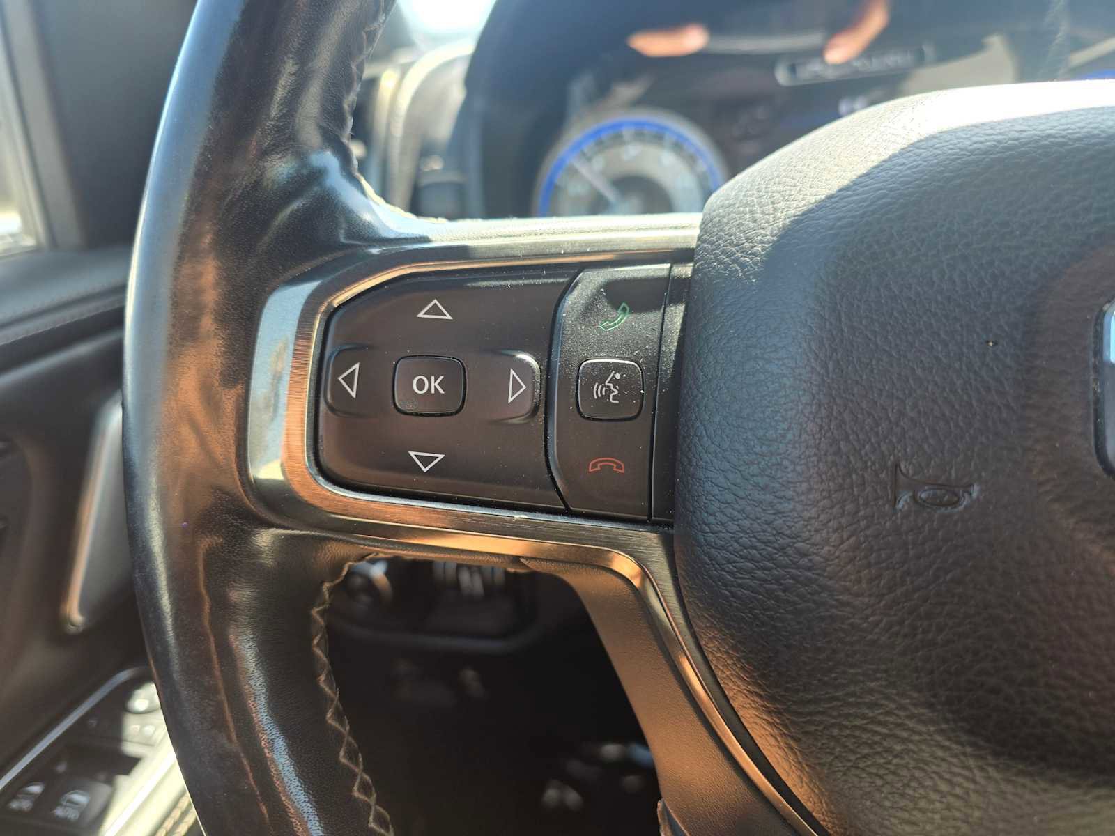 Used 2019 RAM 1500 Limited image 32