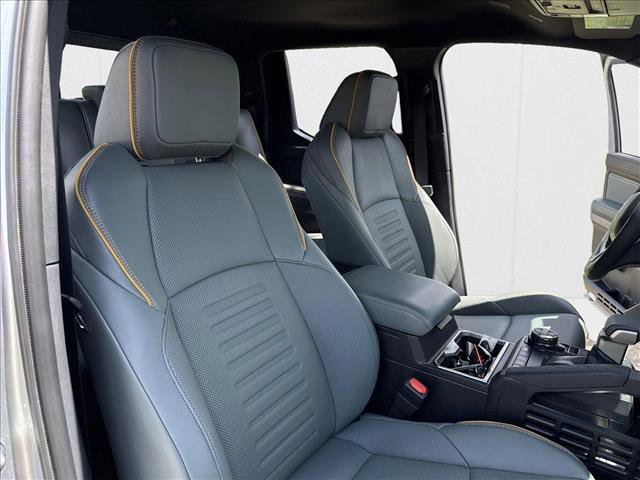 Used 2024 Toyota Tacoma 4x4 Double Cab Hybrid image 11